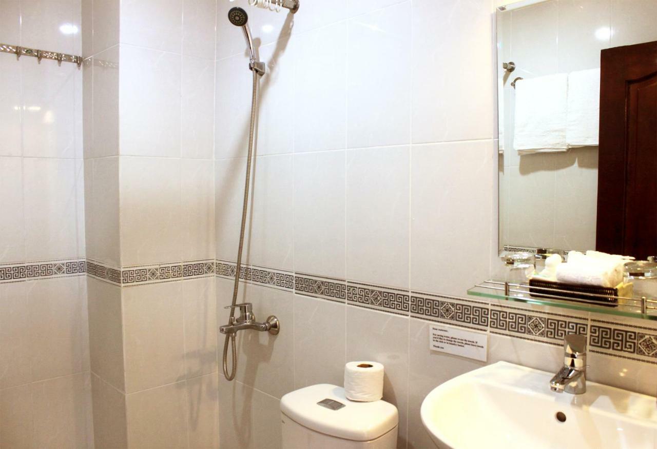 Giang Son 2 Hotel Хошимин Экстерьер фото