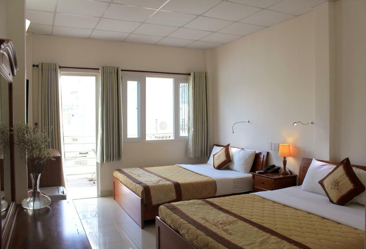 Giang Son 2 Hotel Хошимин Экстерьер фото